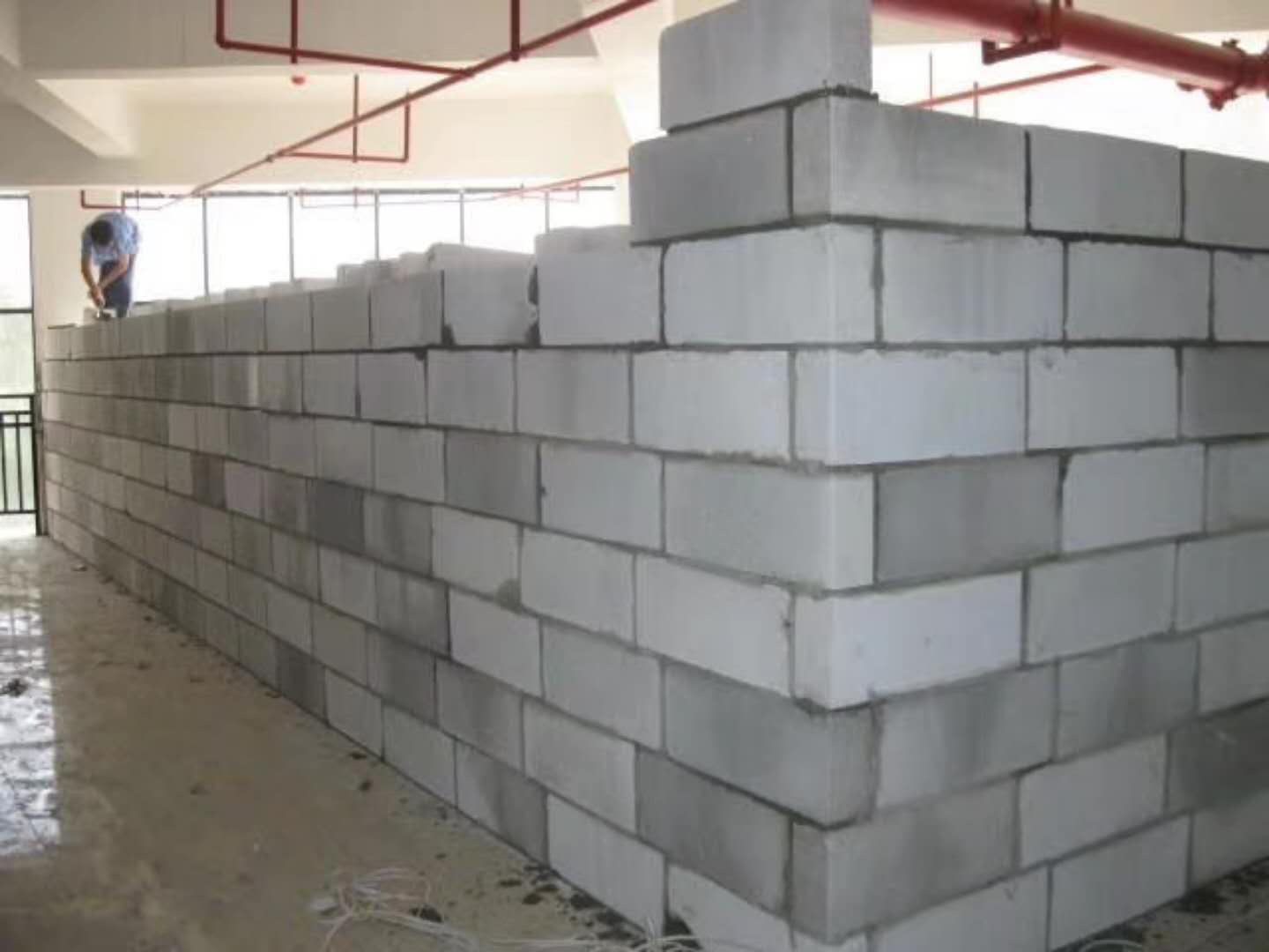 平武蒸压加气混凝土砌块承重墙静力和抗震性能的研究